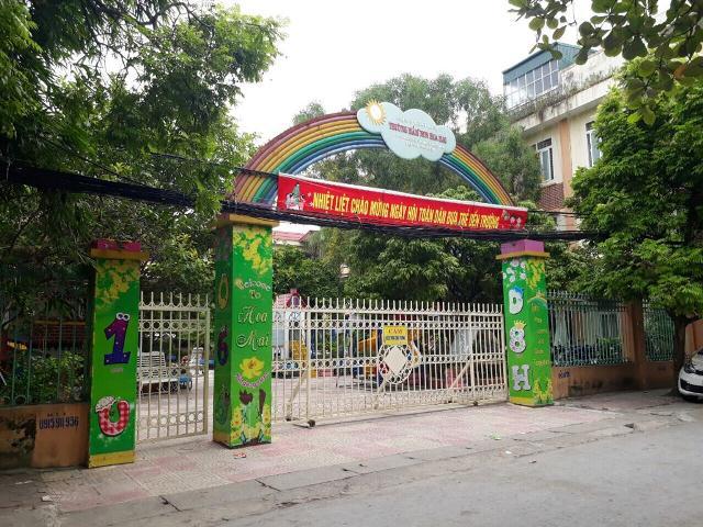 Thanh Hóa: Tiền trường lên tới 1.5 triệu, phụ huynh và nhà trường bất đồng