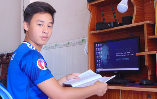 “Hot boy” vùng biên nhiều đam mê và sáng tạo