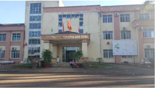 Lơ là phòng chống virus Corona, giám đốc bệnh viện tỉnh