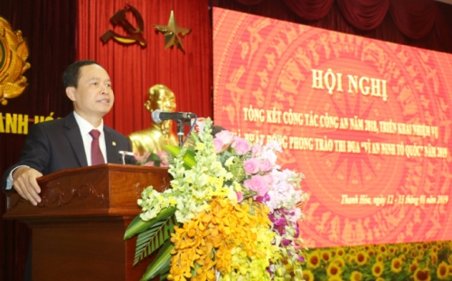 Ông Trịnh Văn Chiến, Bí thư Tỉnh ủy phát biểu chỉ đạo hội nghị.