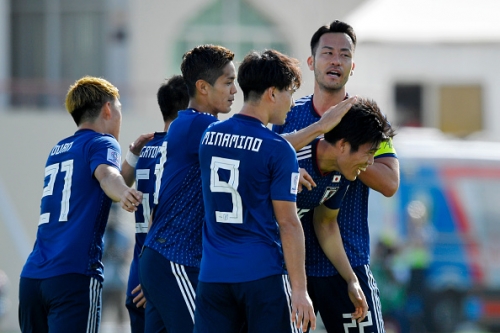 Nhật Bản thắng Ả Rập Xê Út, gặp tuyển Việt Nam ở tứ kết.