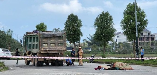 Vụ tai nạn khiến thai phụ và hai con nhỏ tử vong: Bắt tài xế xe ben