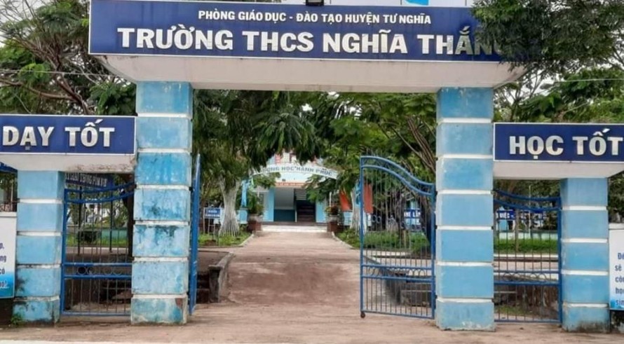 Ba nam sinh lớp 8 nghi xâm hại một nữ sinh lớp 6 ngay tại trường học