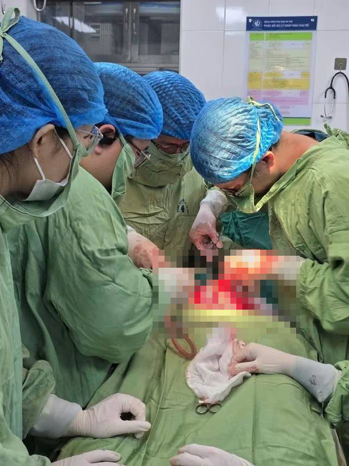 Tự uống thuốc phá thai tại nhà, cô gái 27 tuổi vỡ tử cung