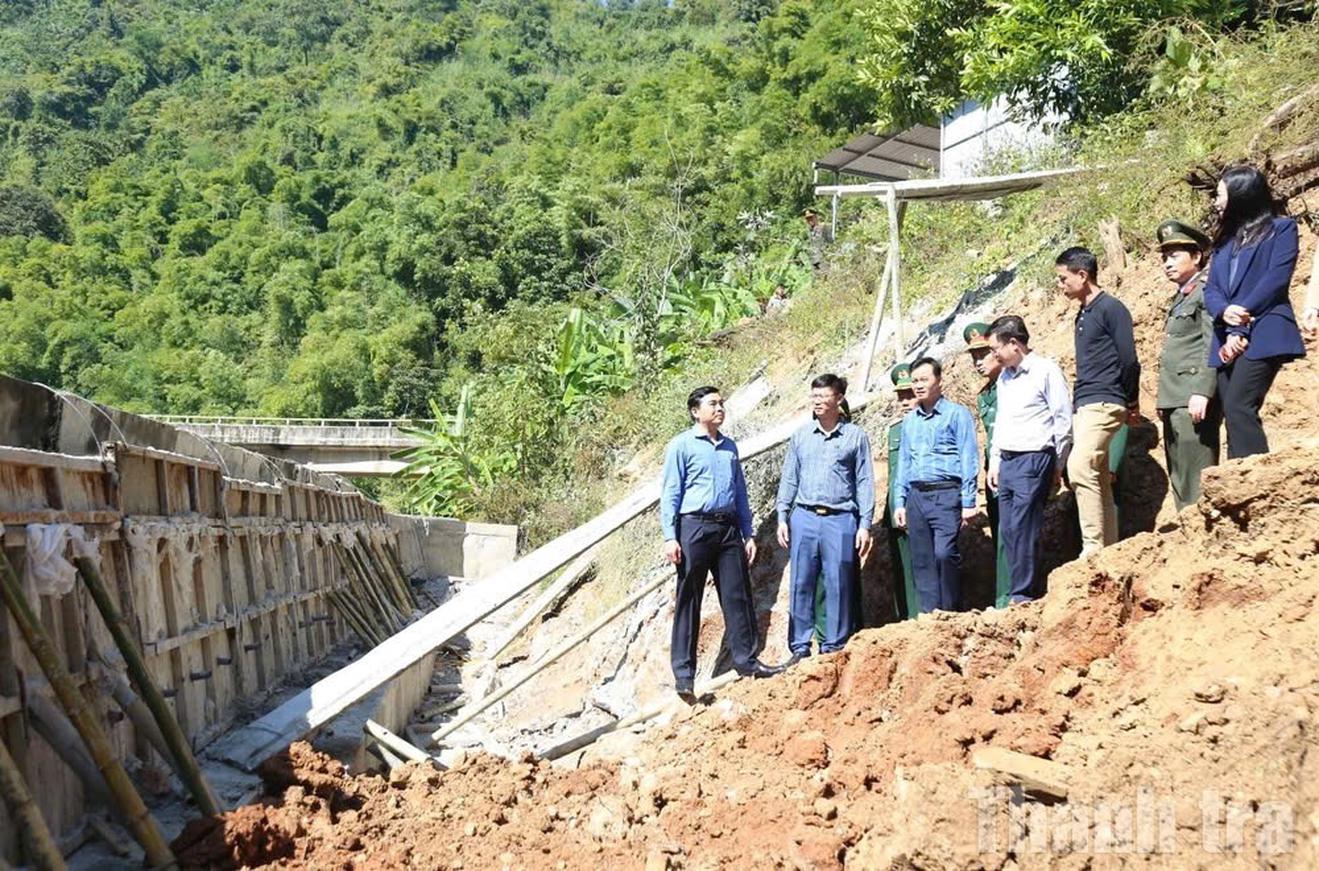 Chủ tịch UBND tỉnh Thanh Hóa kiểm tra khắc phục sạt lở, thăm khu tái định cư ở Mường Lát