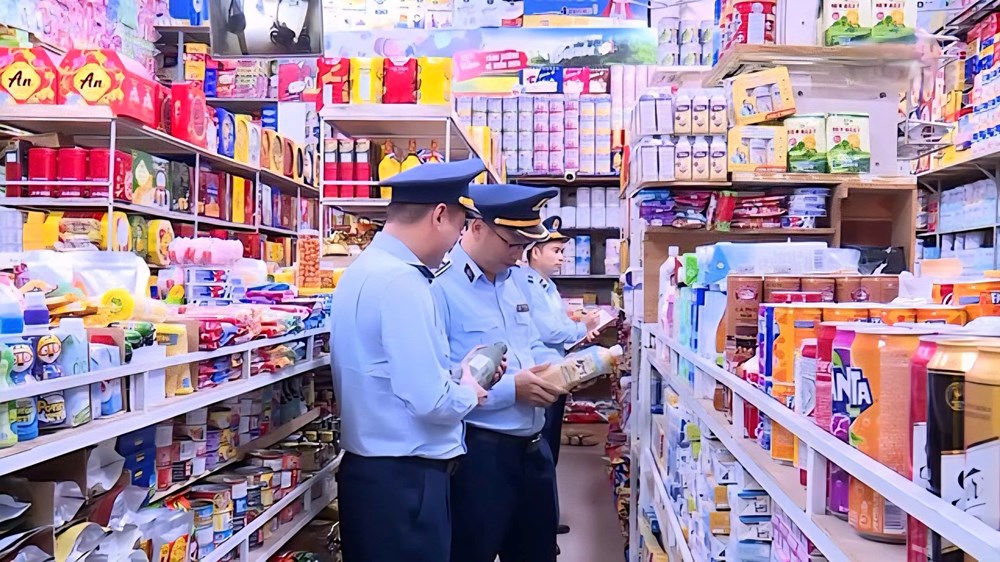 Thanh Hóa “tuyên chiến” với buôn lậu, hàng giả đến năm 2030