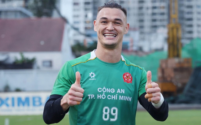 Gay cấn cuộc cạnh tranh vị trí thủ môn của đội tuyển Việt Nam