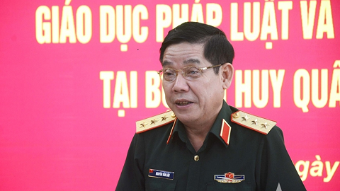 Thượng tướng Nguyễn Văn Gấu làm việc tại Bộ CHQS Thanh Hóa