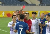 Đá vào mặt Xuân Mạnh, cầu thủ Trung Quốc nhận án phạt nặng