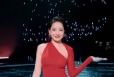 Chi Pu vượt qua hàng loạt ngôi sao quốc tế sau màn biểu diễn lạ mắt