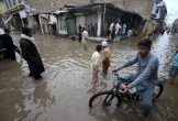 Pakistan: Lũ lụt và sét đánh khiến 49 người thiệt mạng