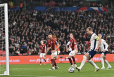 Harry Kane bỏ xa kỷ lục của Wayne Rooney trong ngày tuyển Anh đại thắng