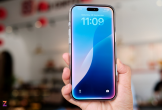 Apple thuyết phục người dùng bỏ ốp lưng iPhone