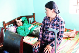 Xót xa 2 mẹ con nghèo chìm trong bệnh tật