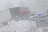 Hơn 100 xe đâm liên hoàn ở Michigan giữa bão tuyết