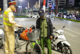 Đi xe đạp vi phạm nồng độ cồn, người đàn ông từ chối ký biên bản vì lý do đặc biệt