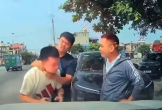 Tài xế b-ó-p c-ổ, h-à-nh h-u-ng người đàn ông bị tạm giữ hình sự