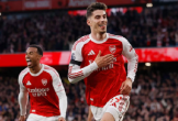 Arsenal thắng Burnley tại Emirates, chạm tay ngôi vô địch Ngoại hạng