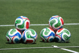 Mỹ trục xuất trọng tài World Cup ngay tại sân bay